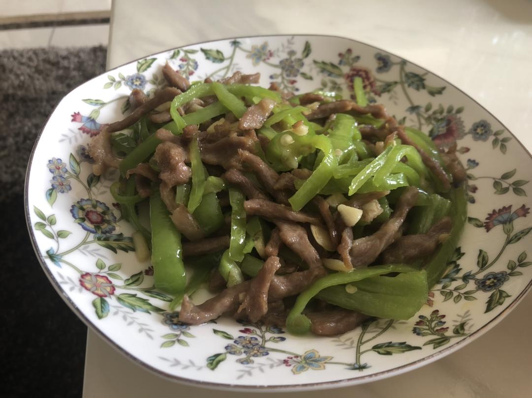 青椒炒肉丝