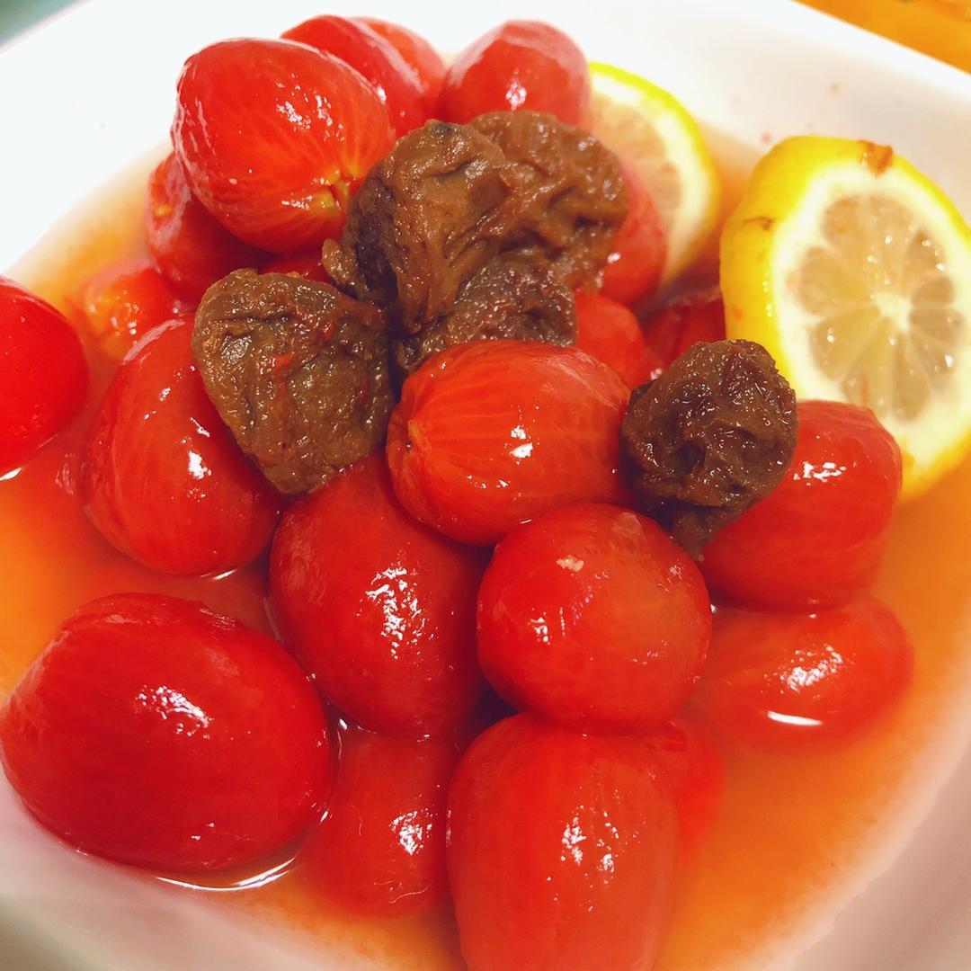 【酸梅小番茄】