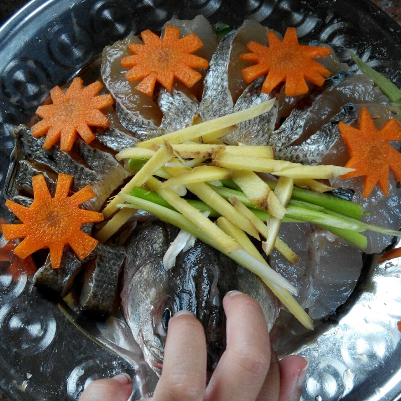 清蒸鲈鱼