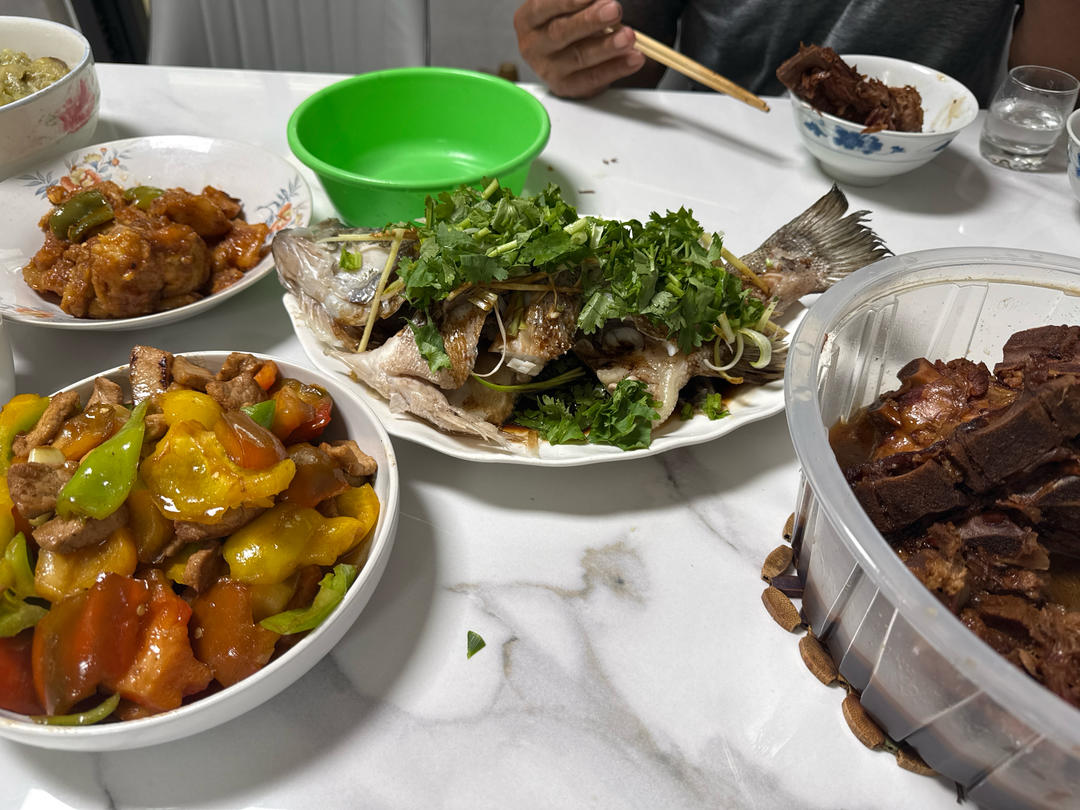 清蒸鲈鱼