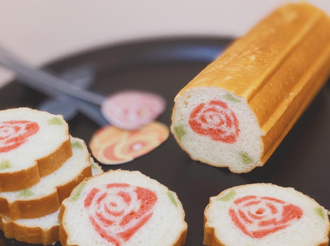 玫瑰花插画吐司