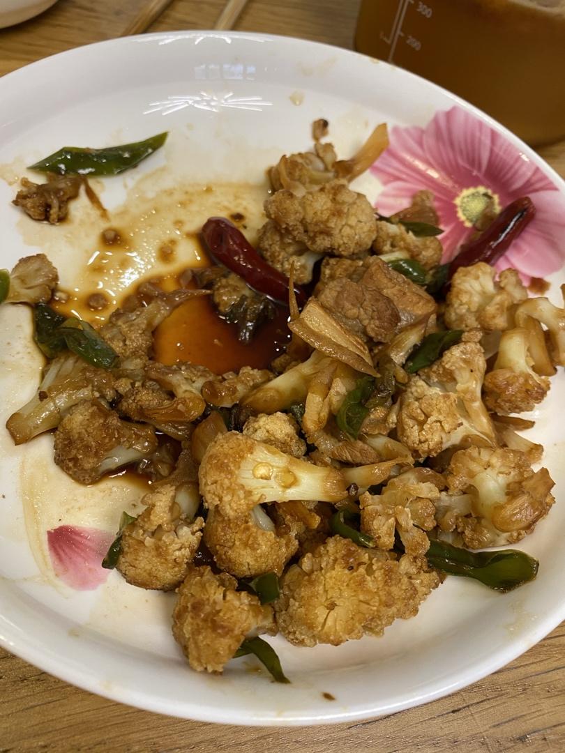 老丁的私房菜-干锅花菜