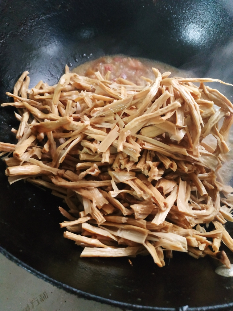 炒笋干——徽州特色菜的做法 步骤7
