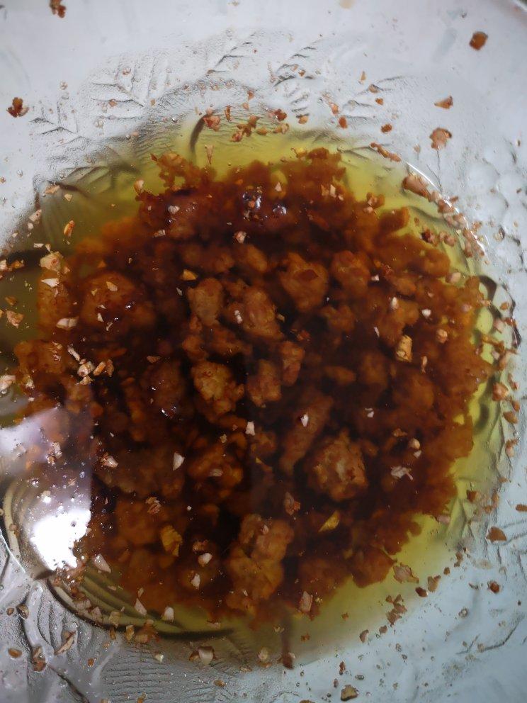 万能肉臊子！