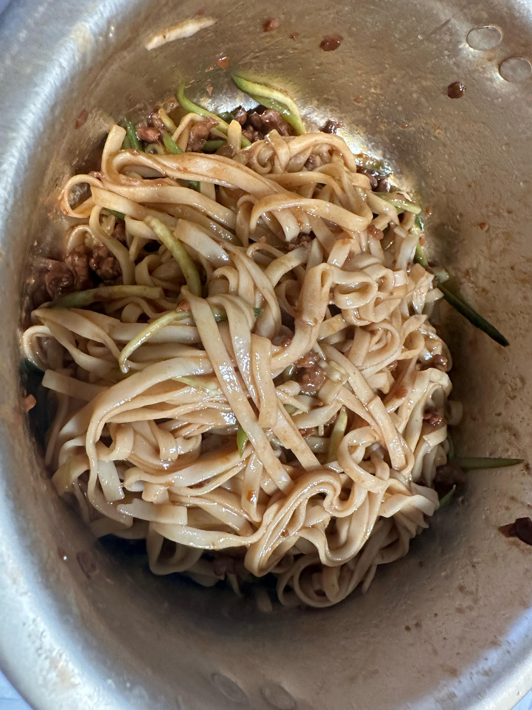 夏日必吃杂酱面