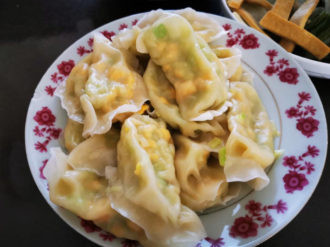 西葫芦鸡蛋馅水饺