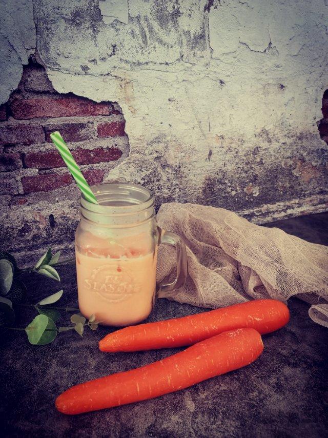 胡萝卜鲜奶.                       Carrot Milk