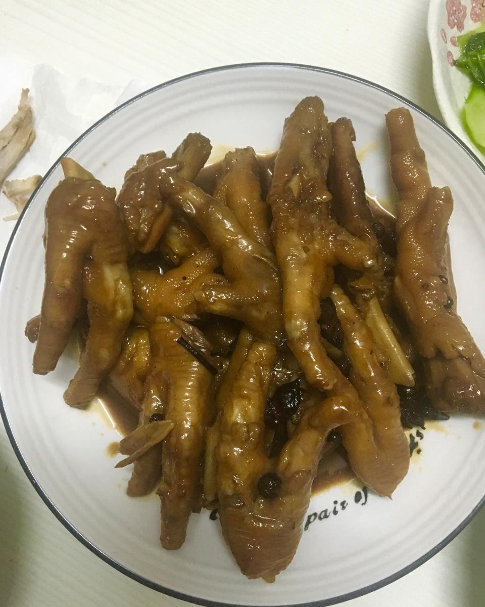 红烧鸡爪