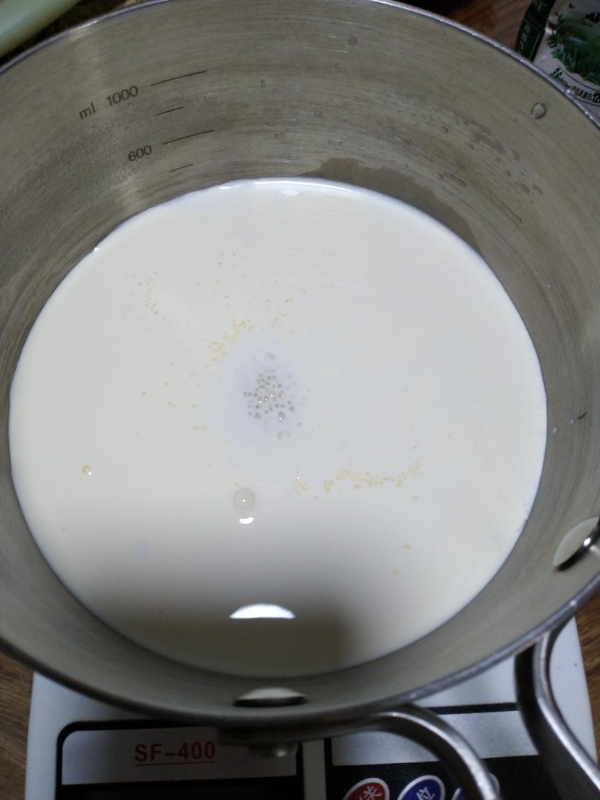 纯奶手撕吐司的做法 步骤1