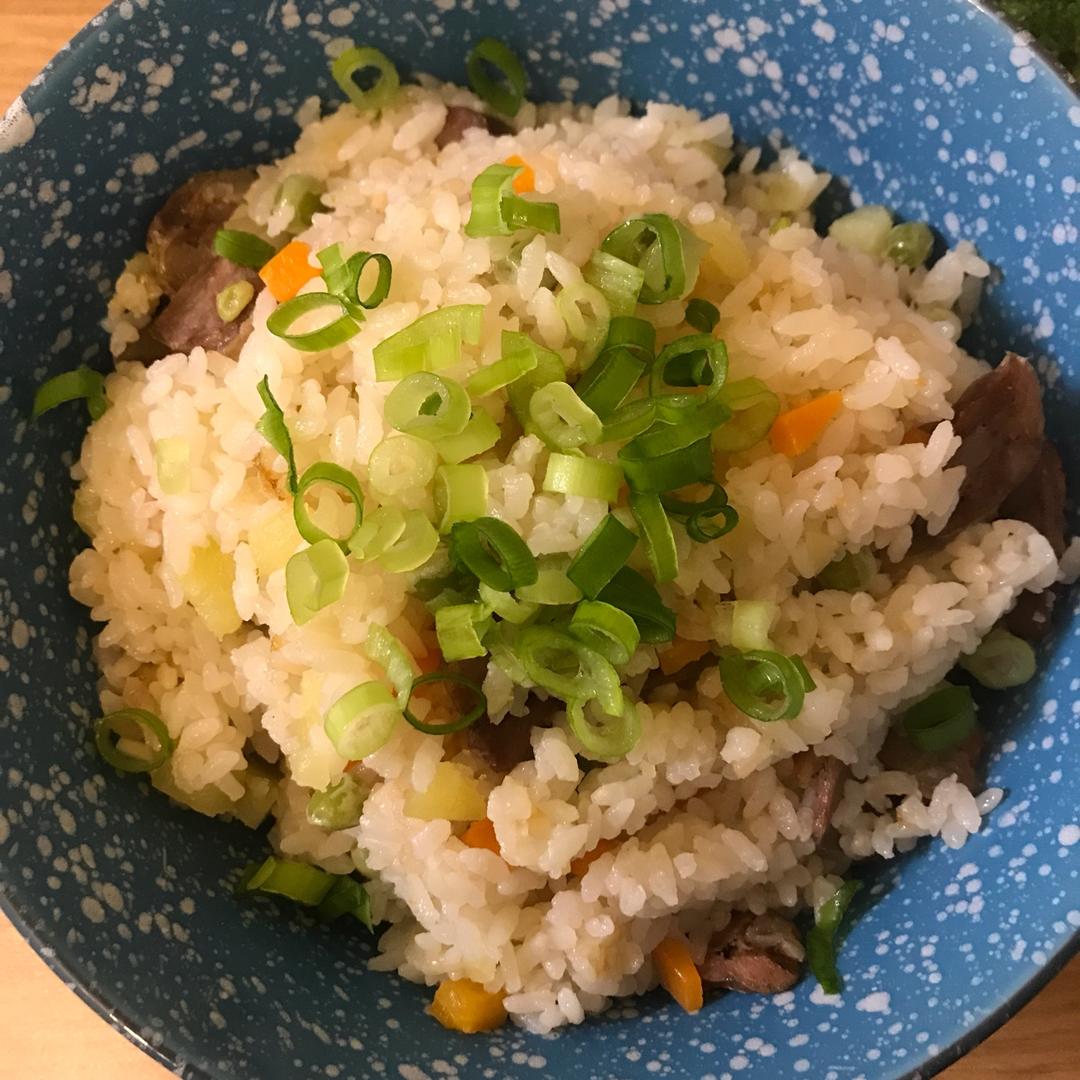 好吃上天的腊肠焖饭