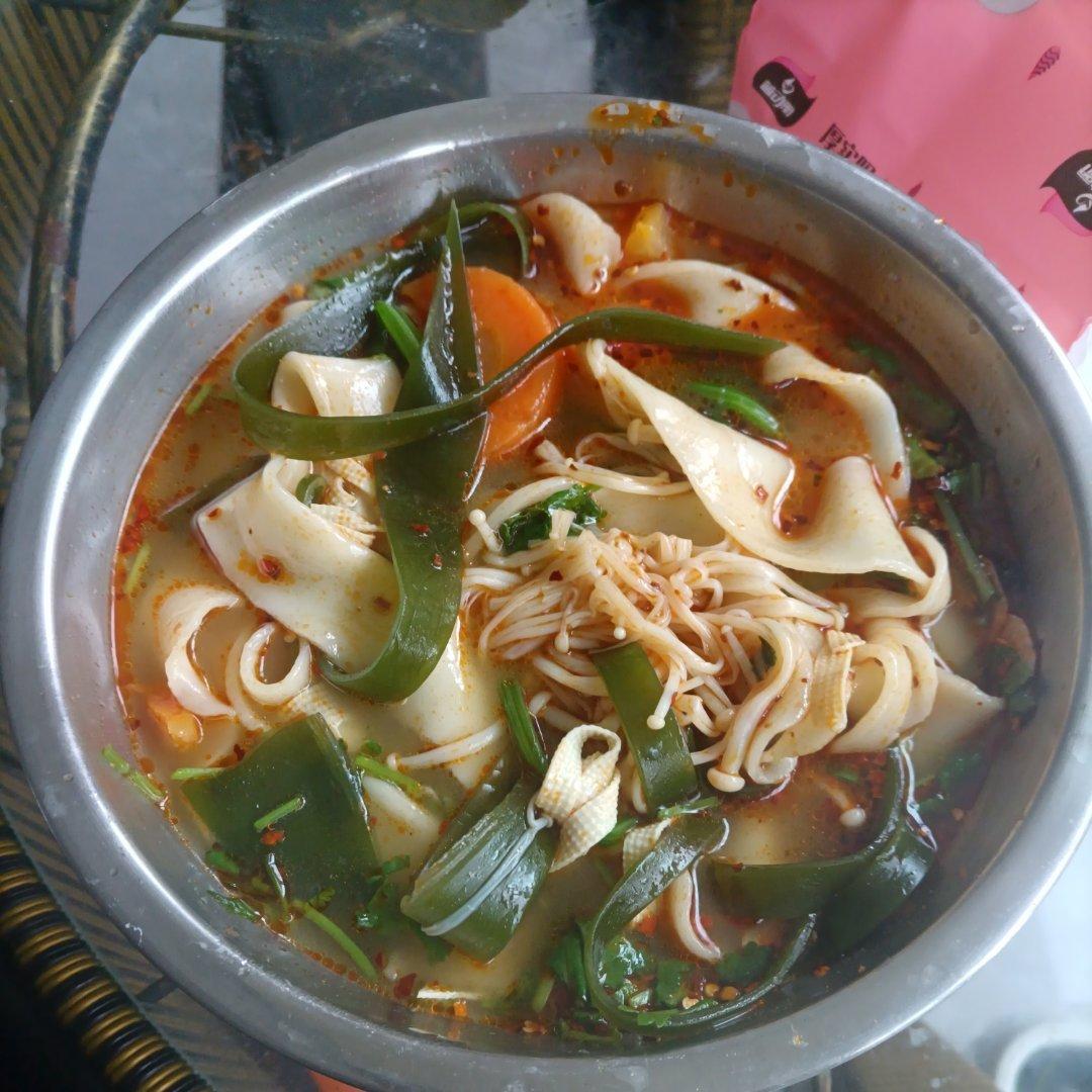 羊肉汤烩面，简单营养又美味