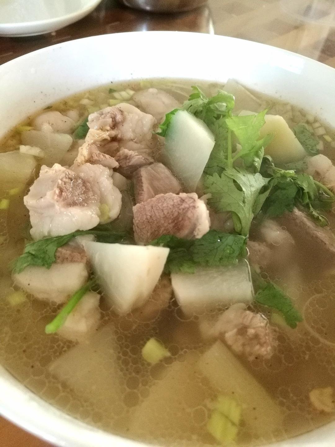 萝卜羊肉汤