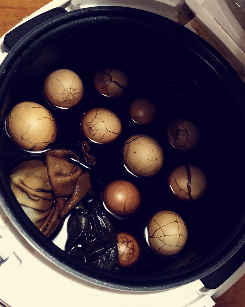 电饭煲煮五香茶叶蛋