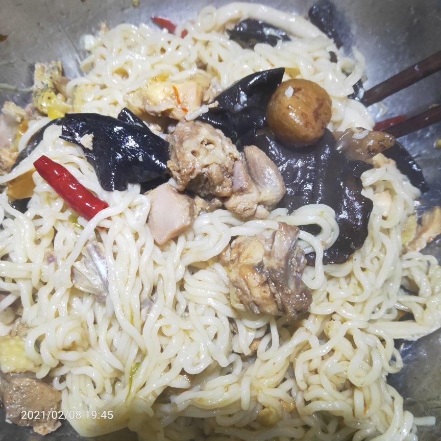 豆角焖面
