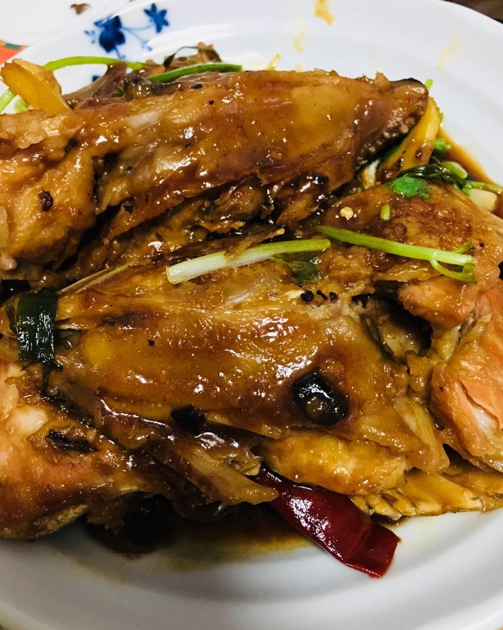 这么做《中餐厅》里的砂锅鱼头煲，超简单！