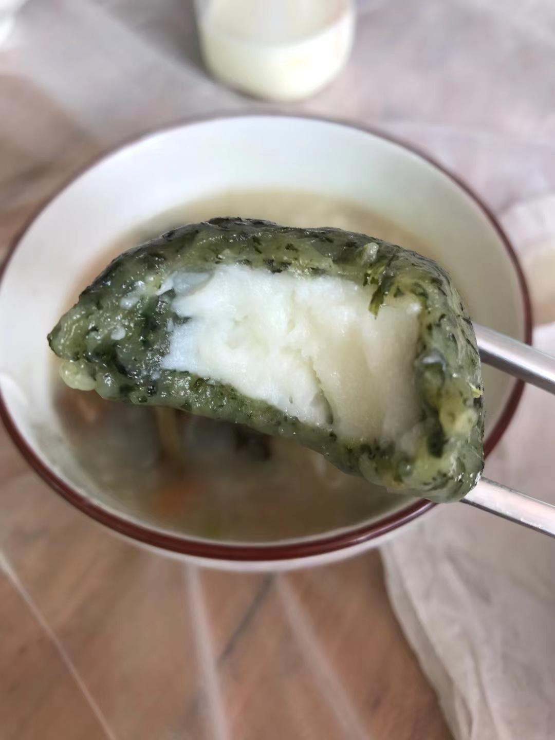 爆浆鲜奶/蛋黄肉松青团