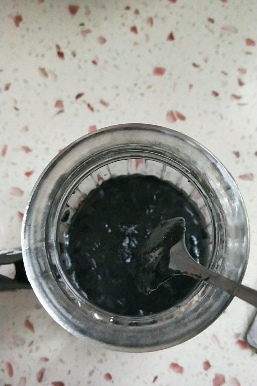 淼妈家宝贝做的婴儿辅食:天然调料—黑芝麻酱