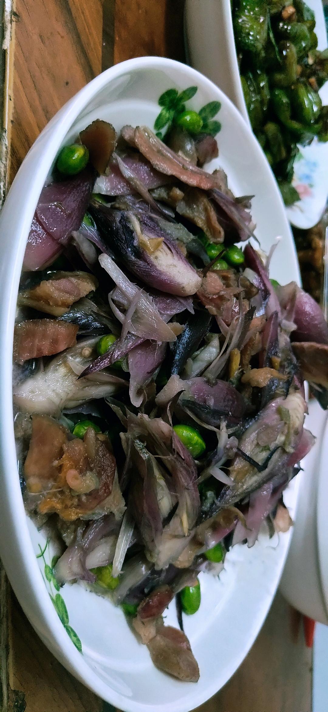 溪流如歌做的土家阳荷炒腊肉