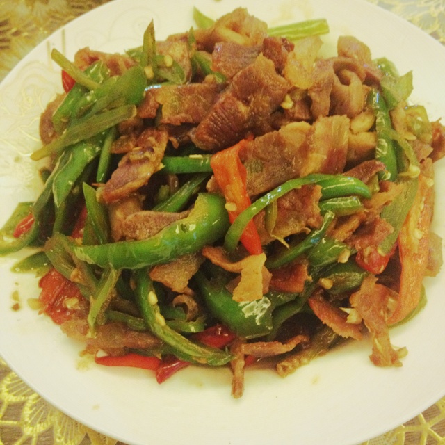 渣辣椒炒香肠