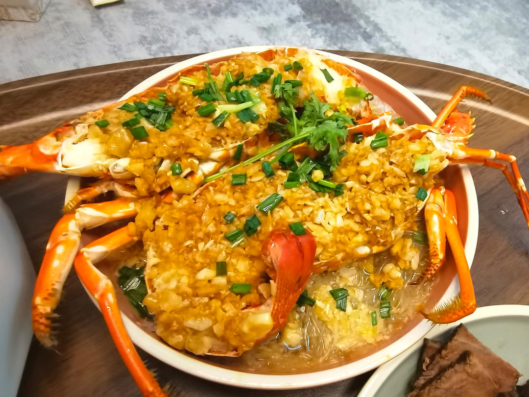蒜蓉粉丝蒸龙虾（小青龙）