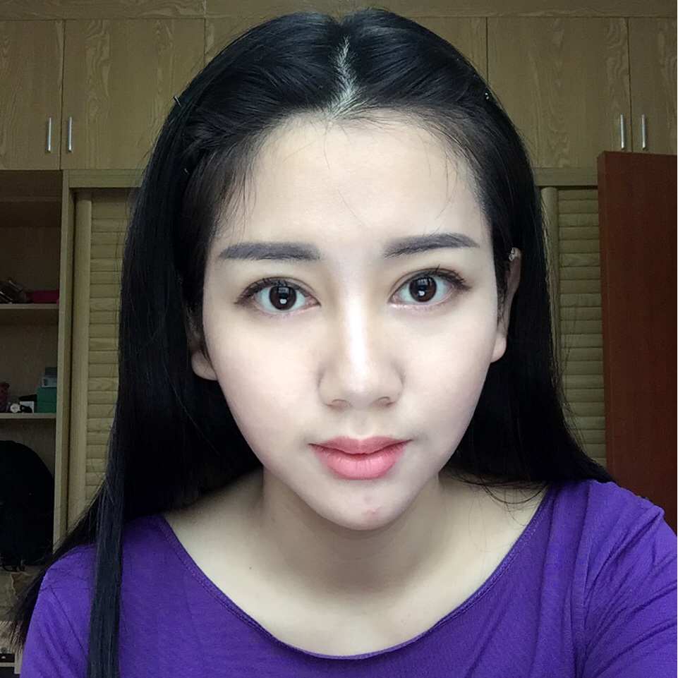 爱美丽的小公主