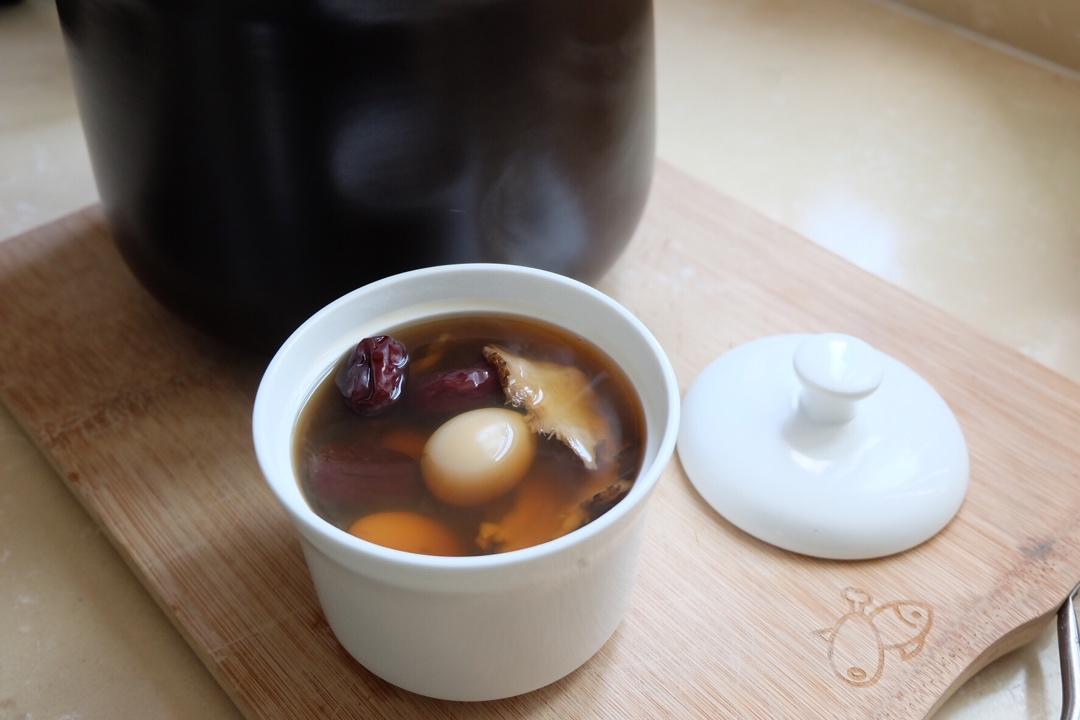 当归红枣鸡蛋