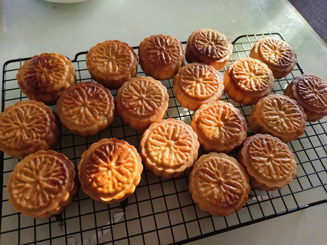 迷你烤箱做月饼（莲蓉馅儿）的做法