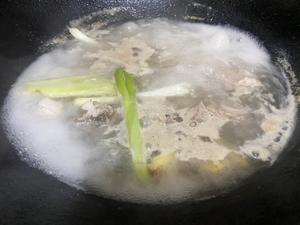 广式酱烧排骨（配井冈山豆浆皮和云南石屏豆皮）的做法 步骤4