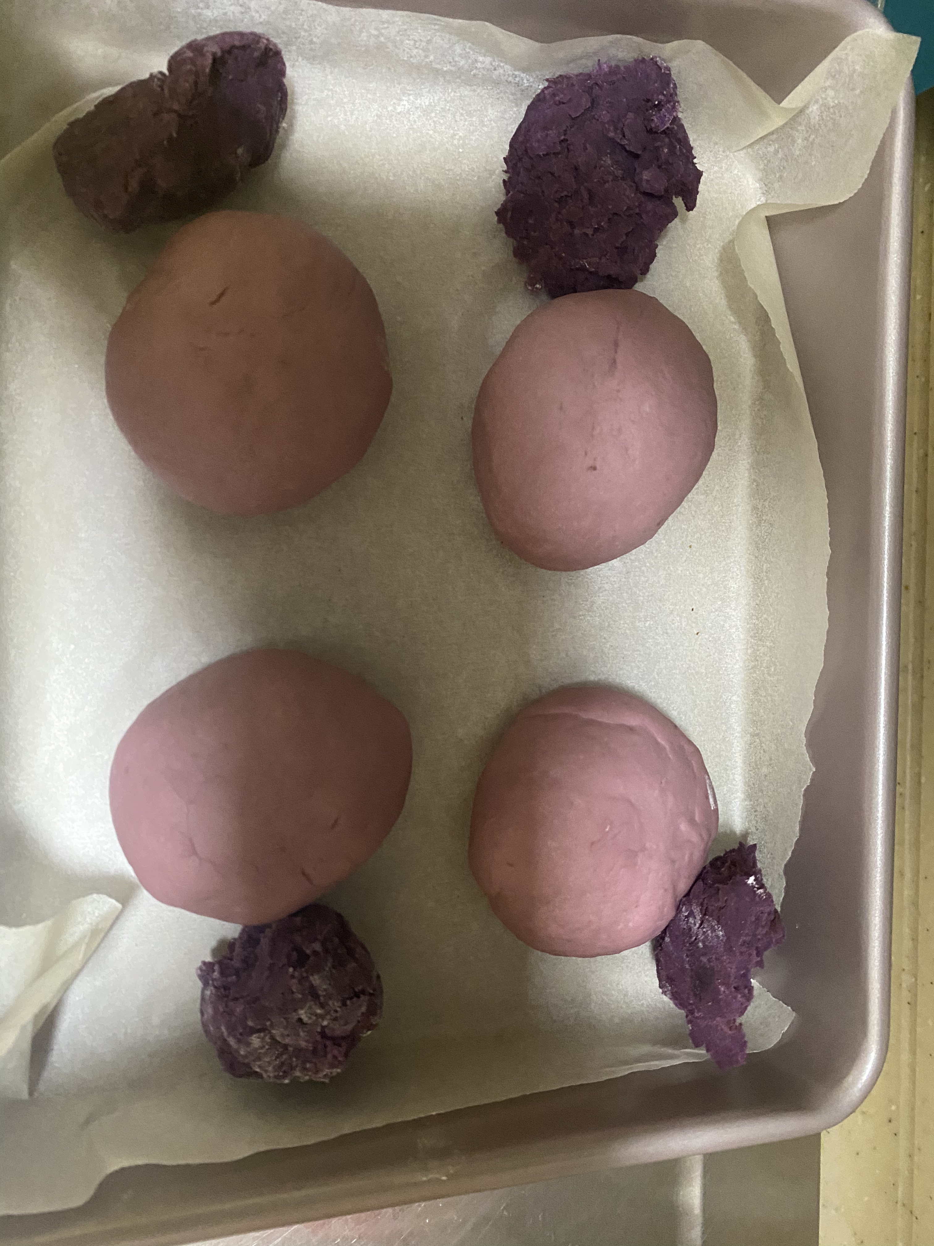 紫薯肉松红豆软欧包的做法 步骤11