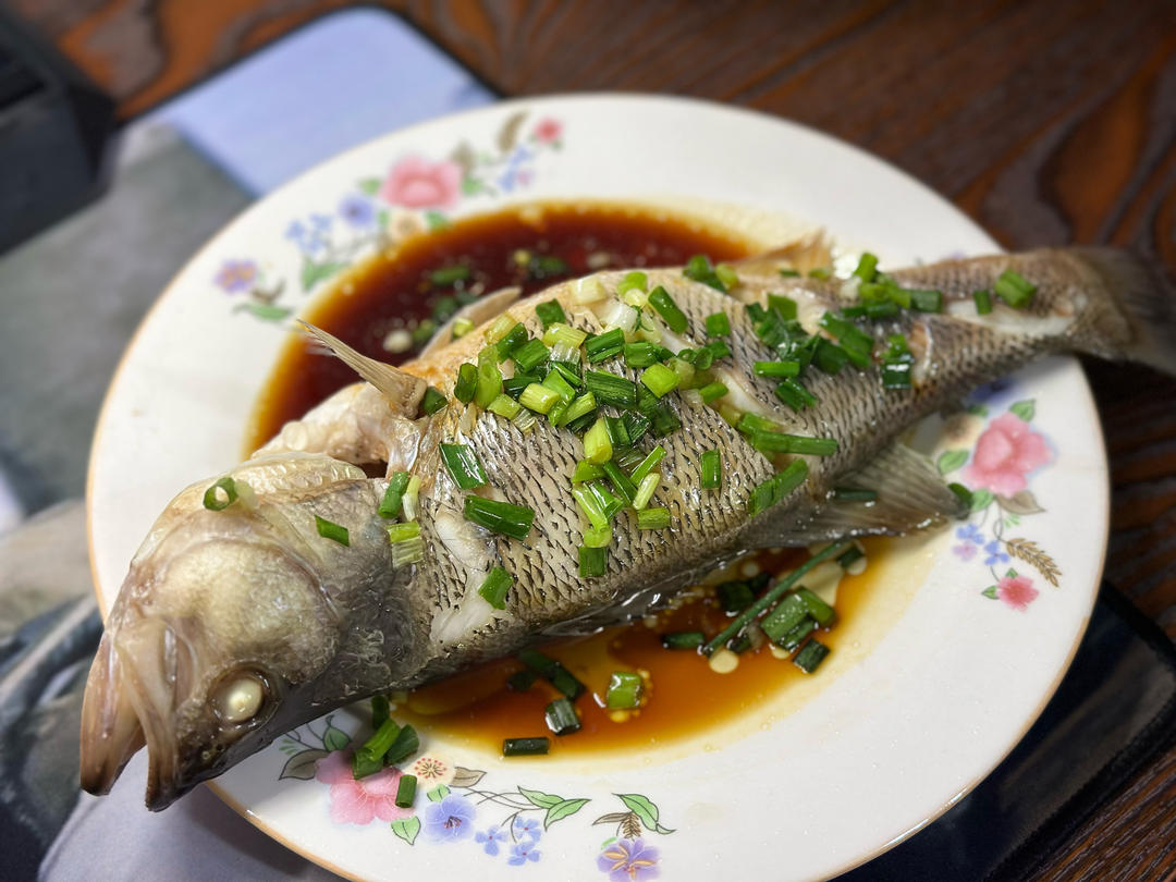清蒸鲈鱼