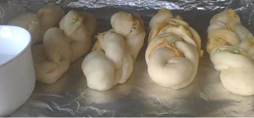香葱肉松面包
