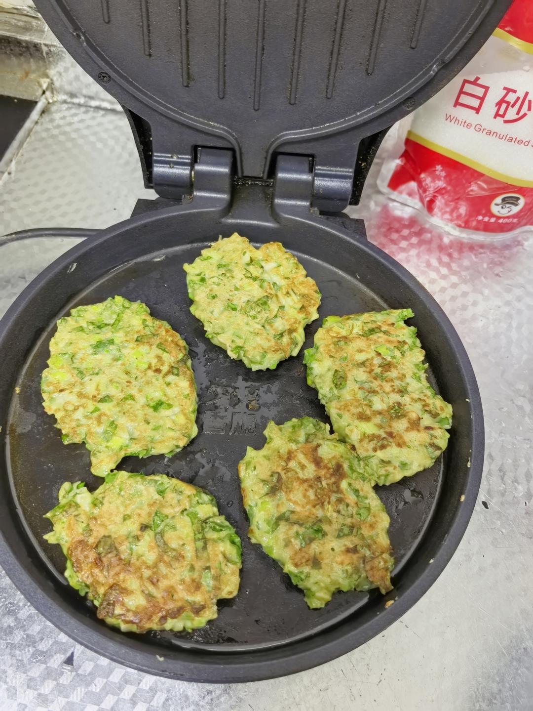 快速消耗青菜的好法子——煎菜饼