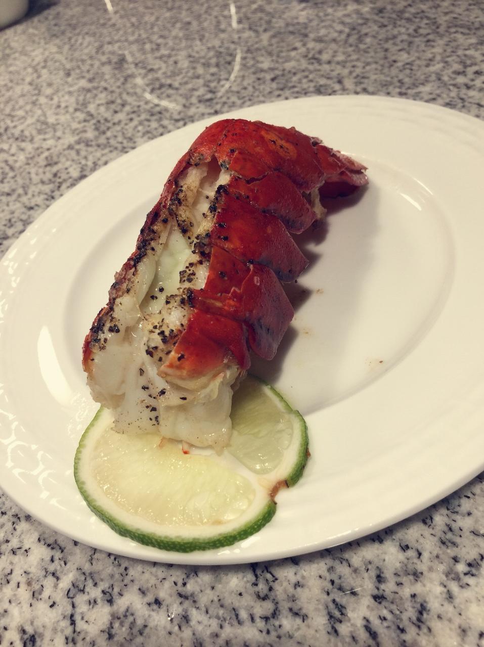 炙烤龙虾尾 Broiled Lobster Tails