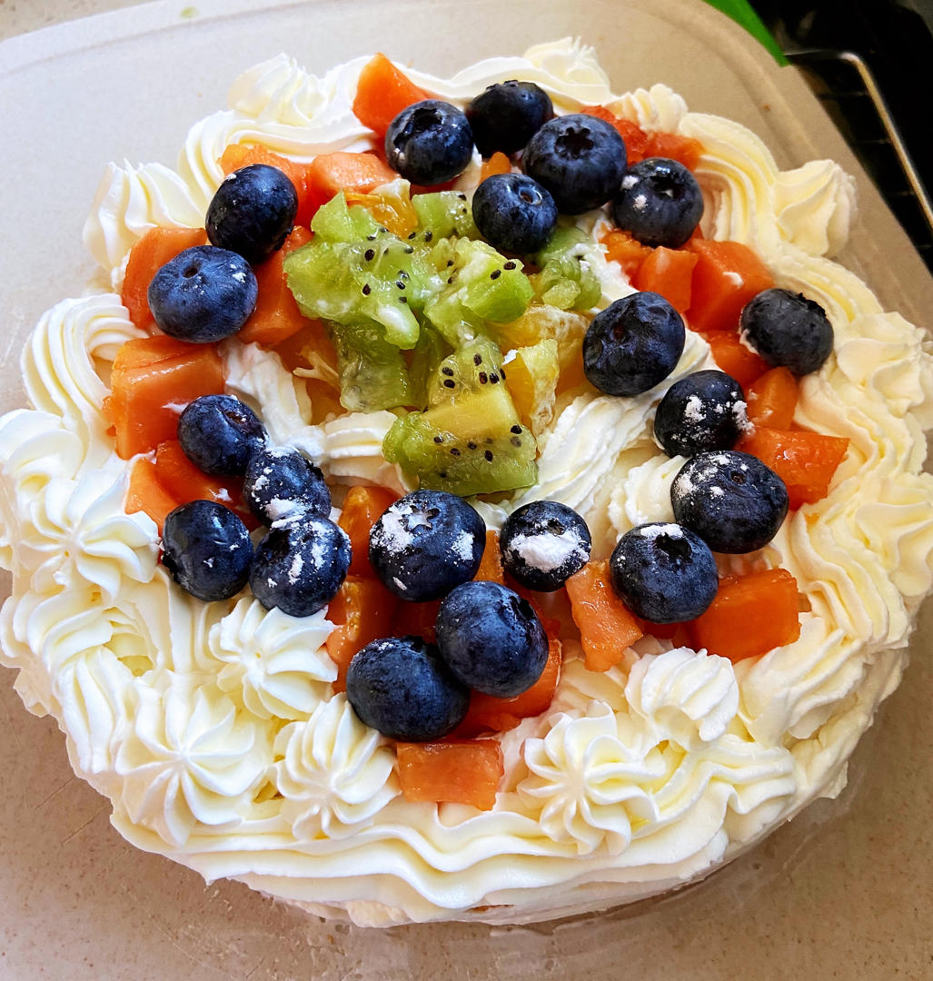 不会抹奶油也可以做的水果裸蛋糕～