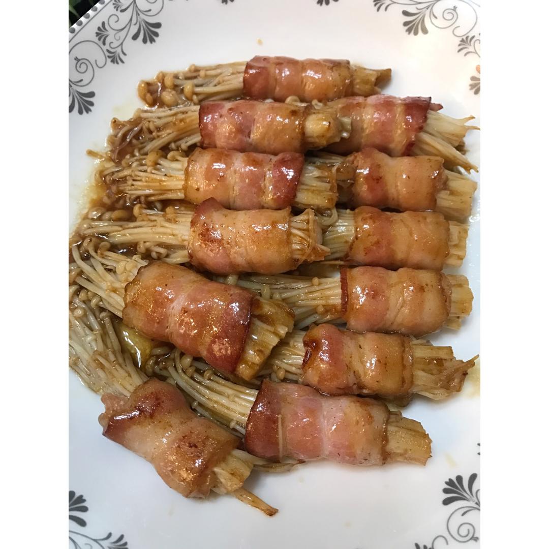 【金针菇培根卷】