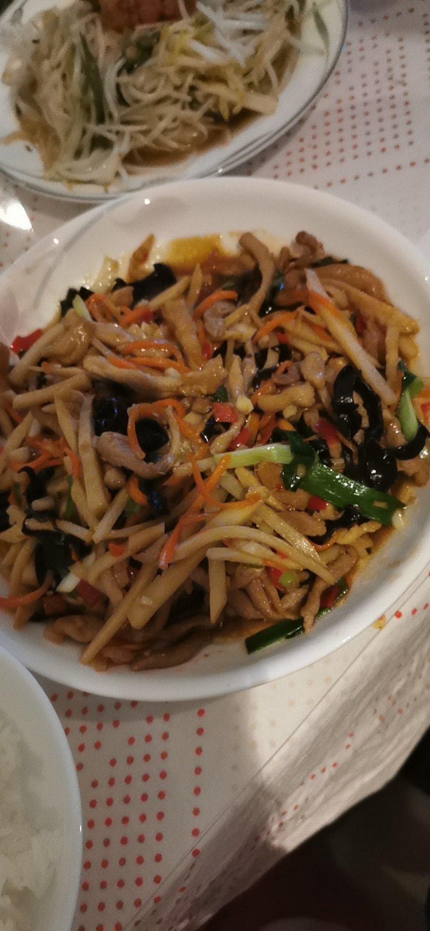 厨师长教你：“鱼香肉丝”的老式做法，味道很赞先收藏了