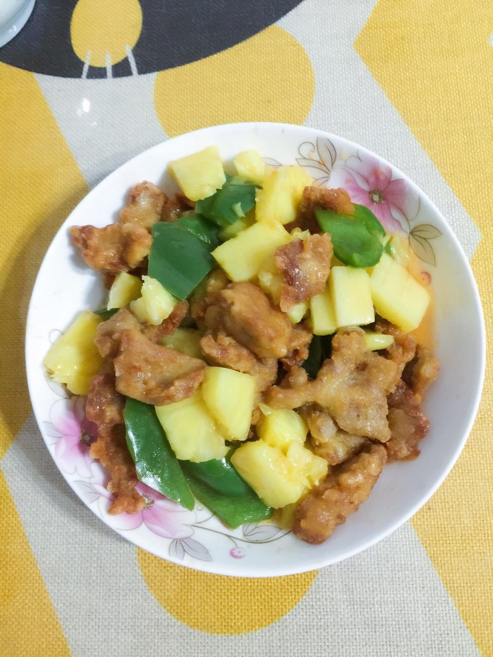 菠萝咕噜肉