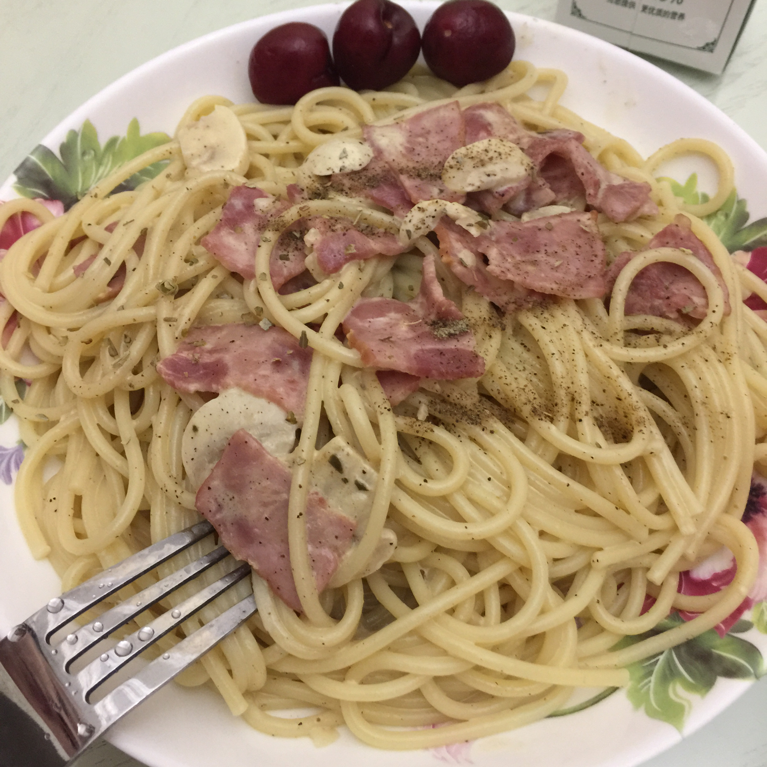 奶油培根意大利面