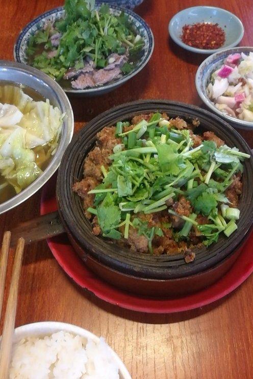乐活教主的美食之——荷叶粉蒸牛肉（乐山咔饼）
