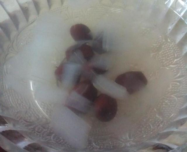 红枣芦荟汤的做法