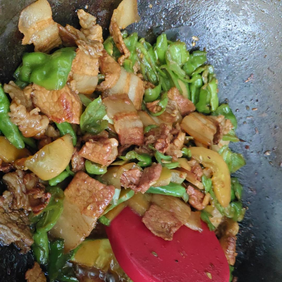 农家小炒肉【记忆中勾魂的油汤】