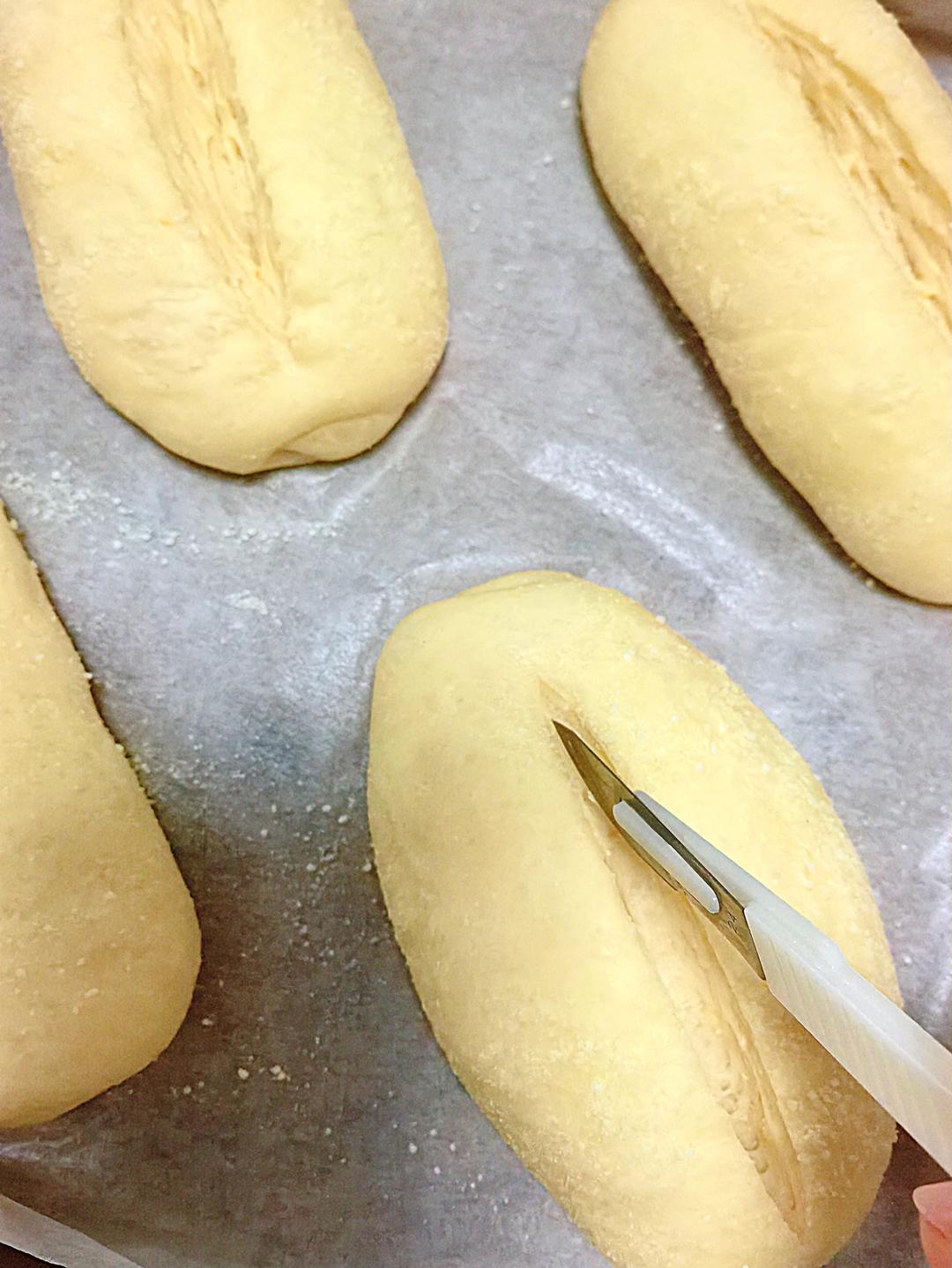 黄金芝士蒜香法式软面包｜芝香浓郁