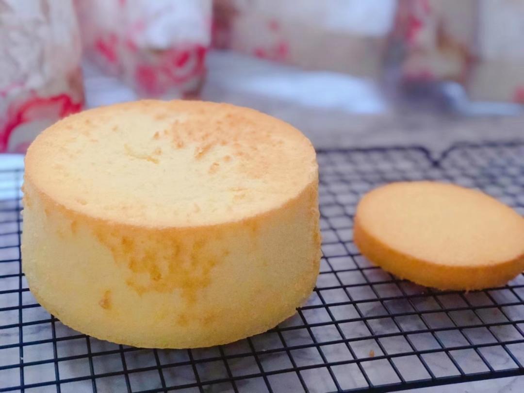 完美六寸戚风蛋糕