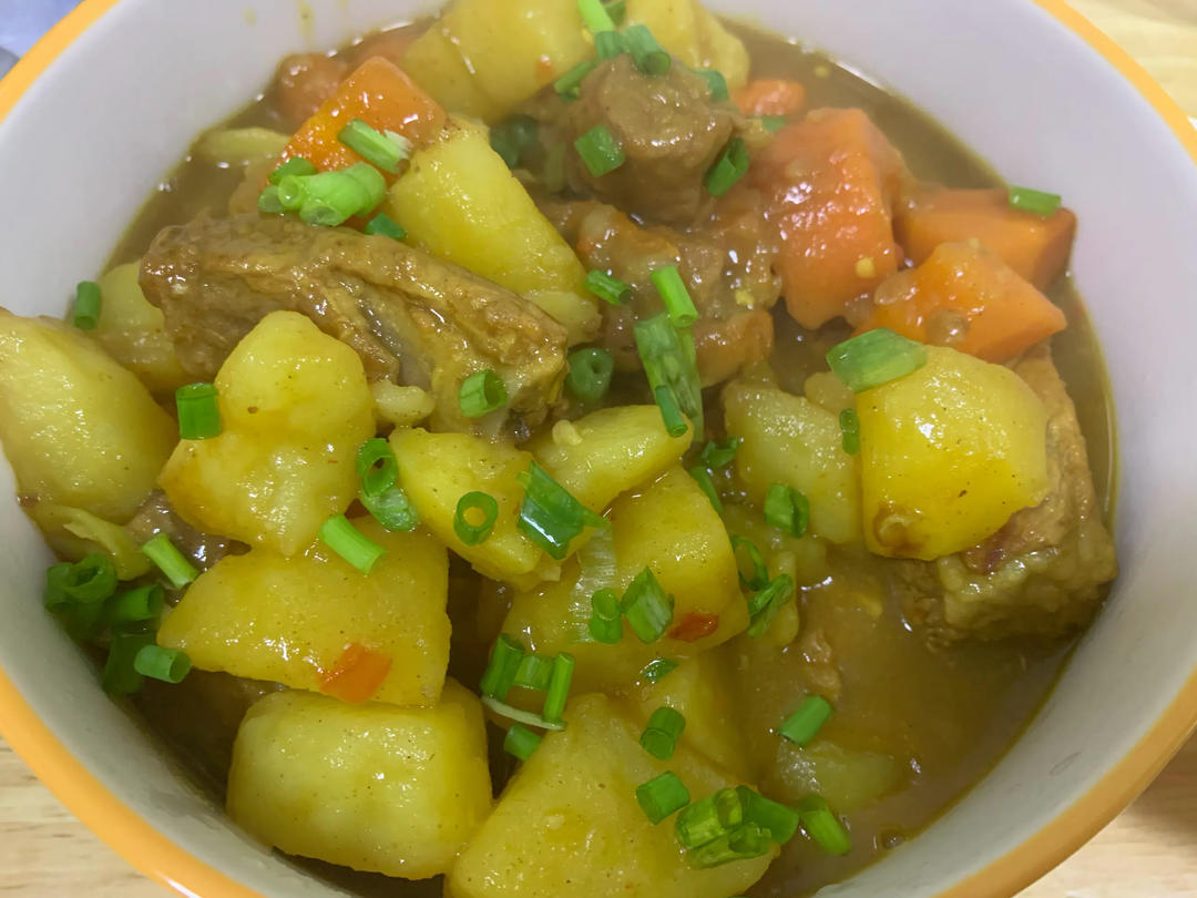 咖喱土豆排骨