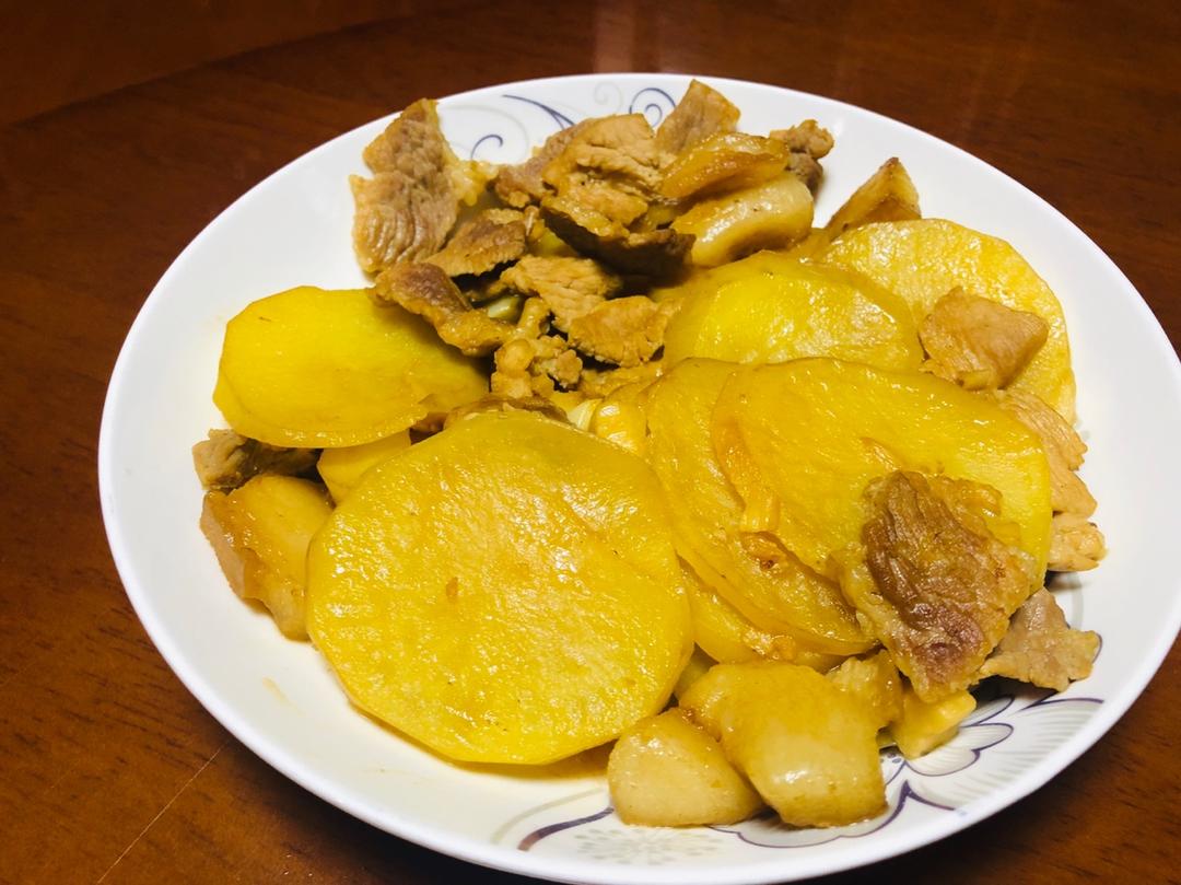 土豆炒肉片
