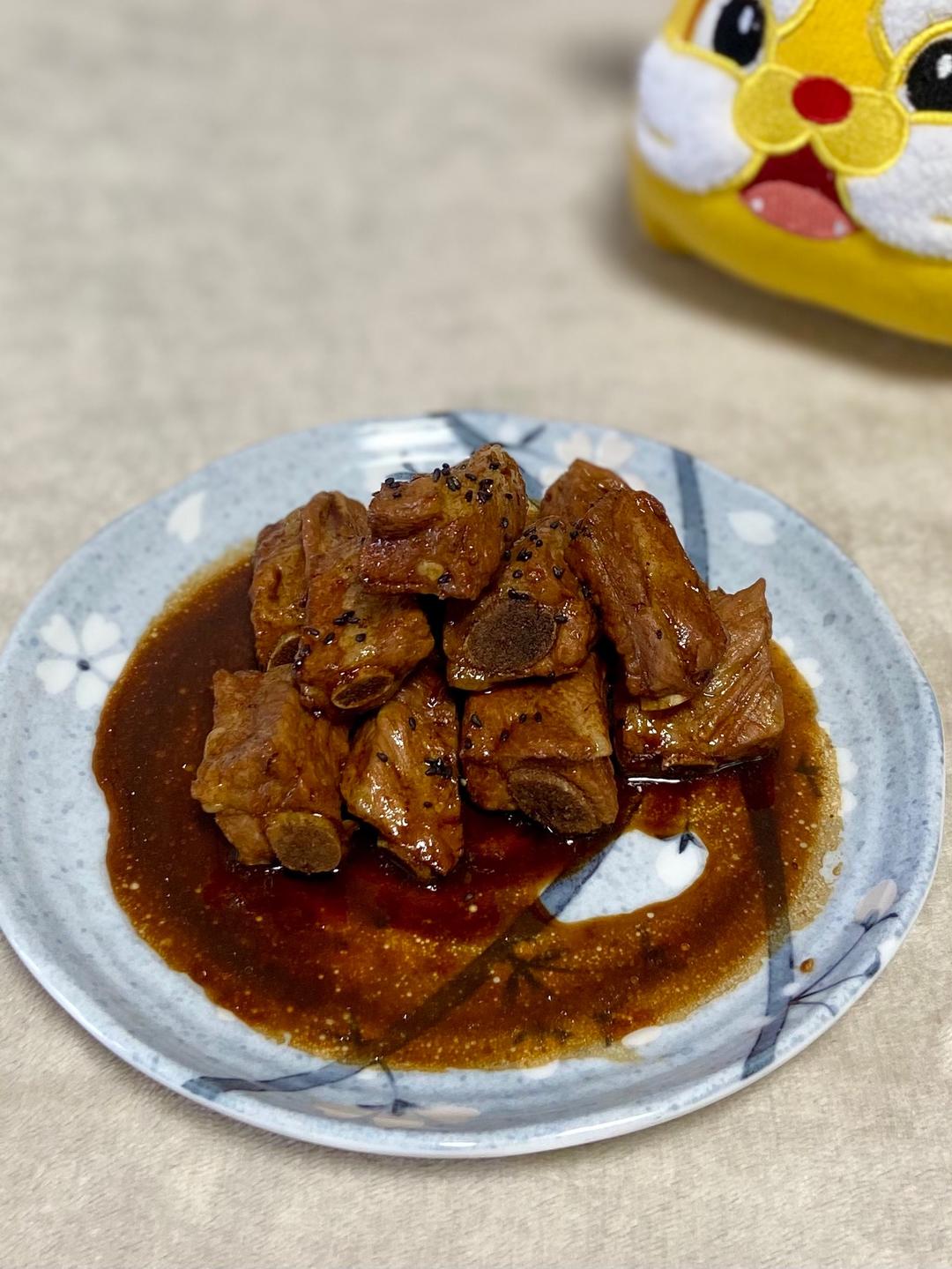 话梅排骨的做法