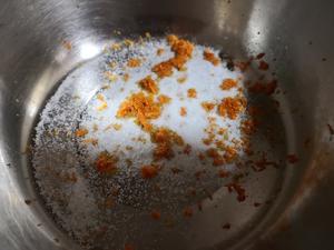 橙香戚风蛋糕的做法 步骤2