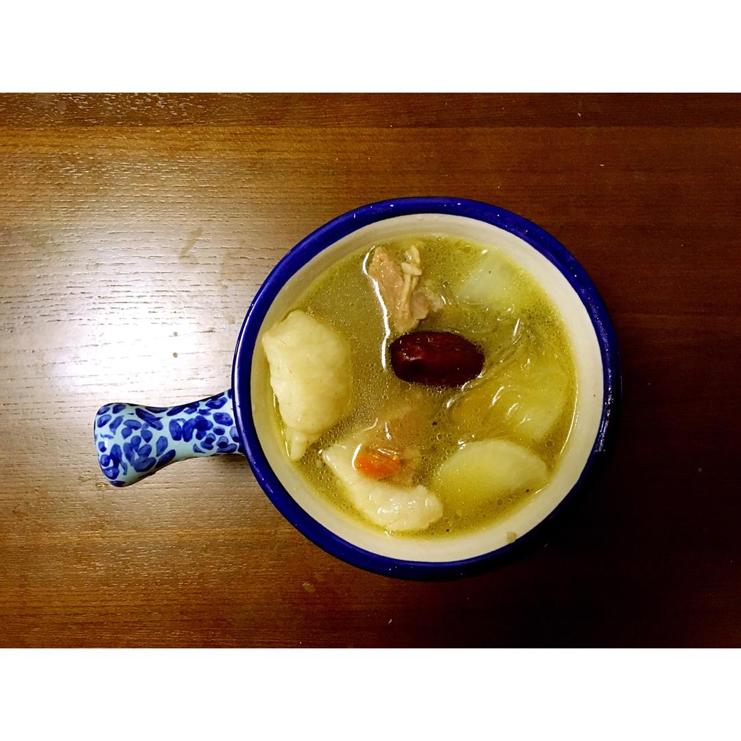 冬日御寒羊肉汤