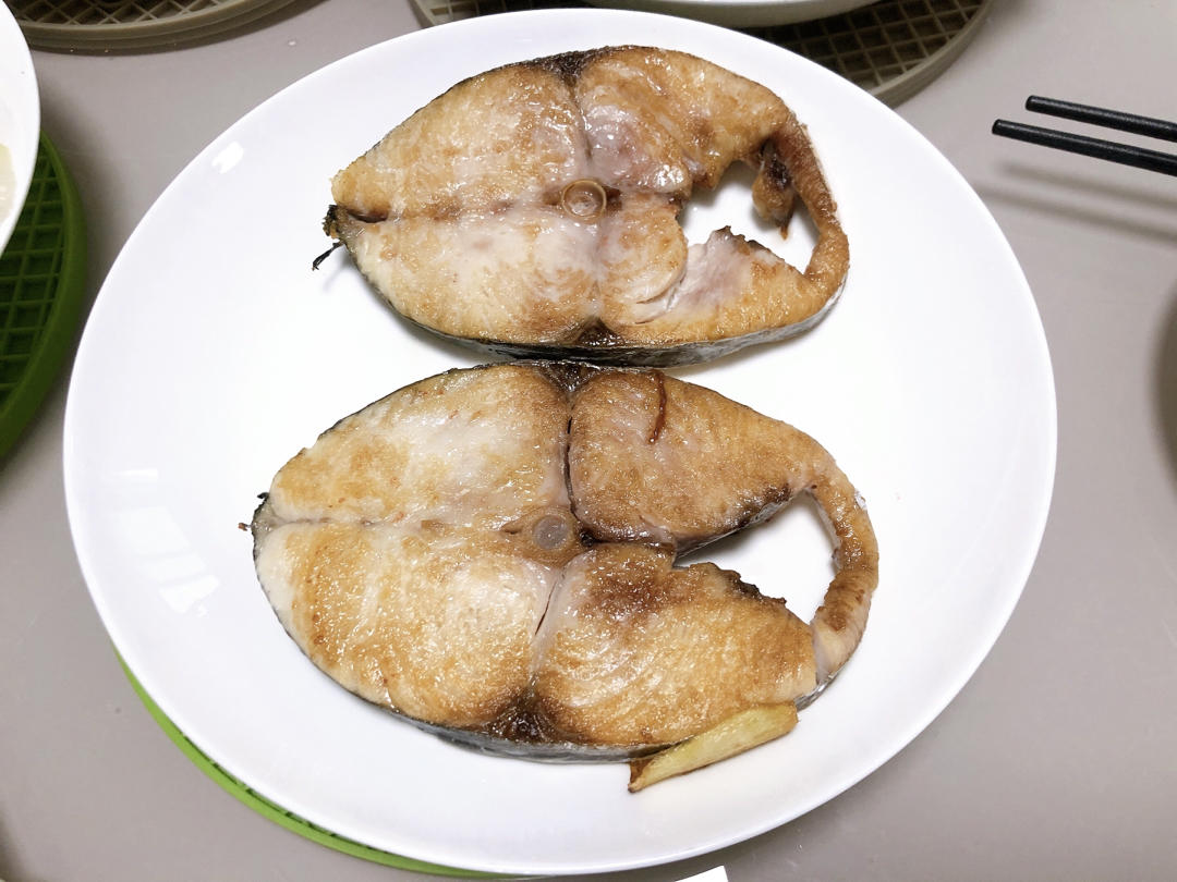 简单易做香煎马鲛鱼