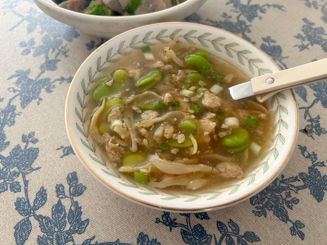 蚕豆肉末羹